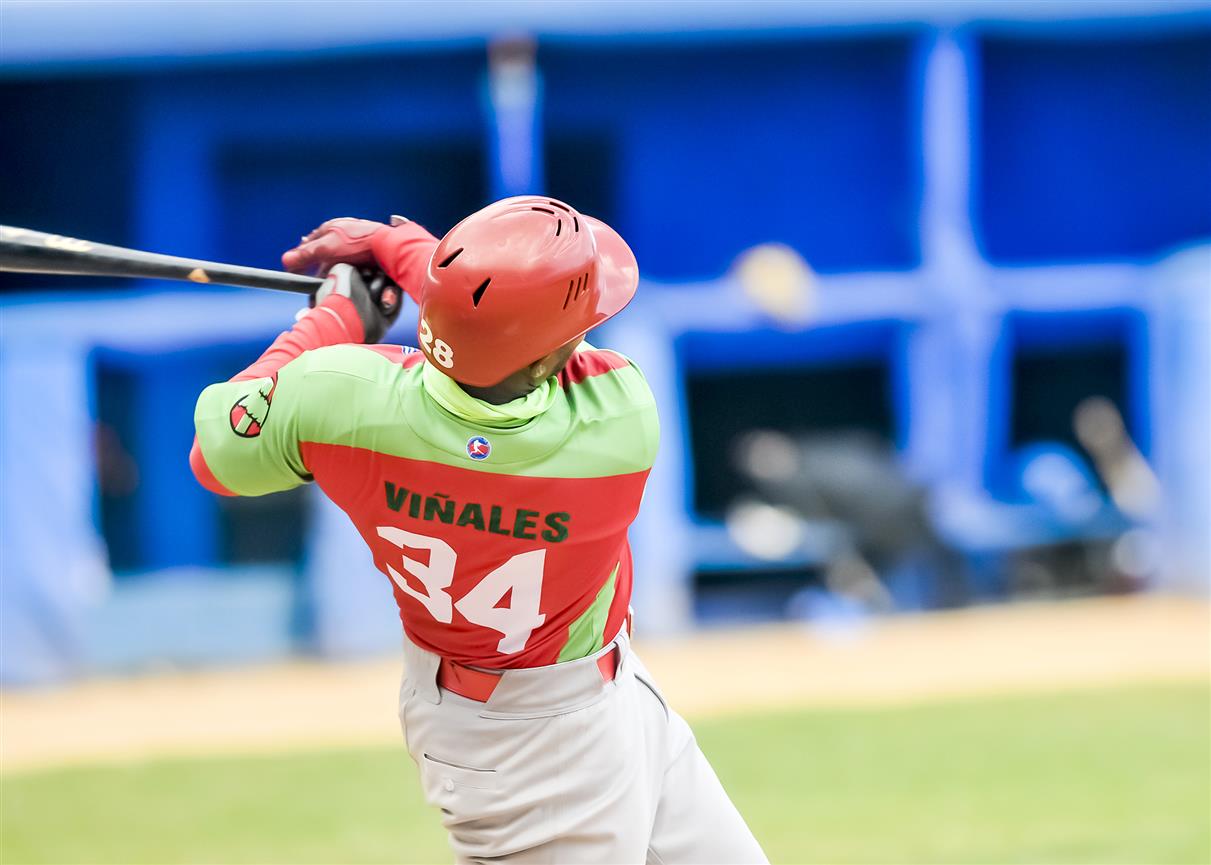 Rafael Viñales Equipo Las Tunas 